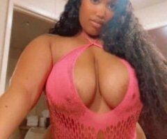Chicago escorts - Chicago Female Escort — Incall & Outcall Sessions (Deposit for Outcalls)