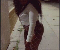 Los Angeles Incalls/Outcalls Female Escort — thick thighs, drama-free - Image 2