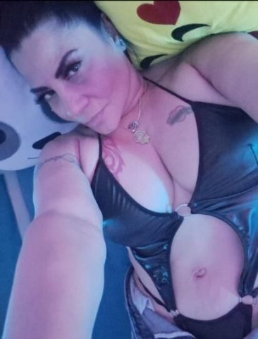 Palm Bay Female Escort — OF LIVE & Holiday Specials - 1