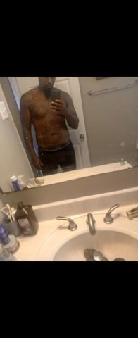 6'3". Tatted from head to toe. - 1