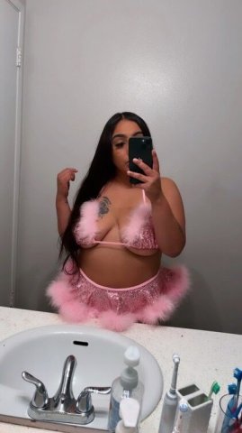 Sexy Indian Latina Nuru Massage & Gel — 25 - 1