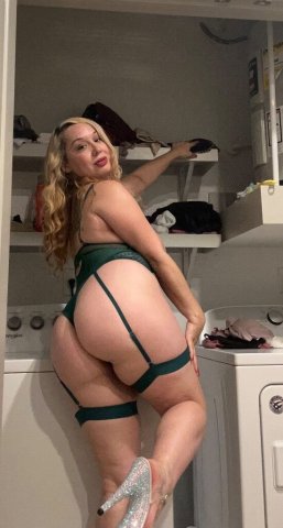 Austin Female Escort — No-Deposit Specials, Safe Discretion - 1