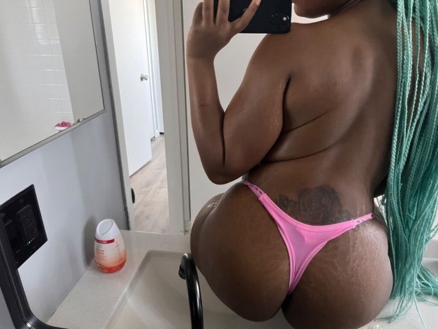 Come take a dive — Detroit female escort (24) - 1