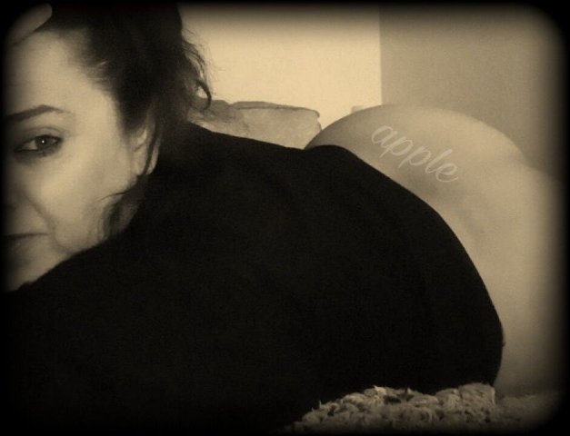 Yukon, OK Escort — Tonight Only (No Bare / No Anal) - 1