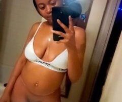 Pretty Petite - 26 - Image 2