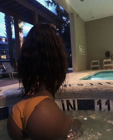 Columbus, Georgia Female Escort — grown men only, great hygiene - 1