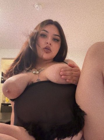 Sacramento CA Female Escort — Outcalls, Carplay Only, Facetime Shows - 1