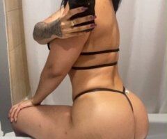 Minneapolis / St. Paul escorts - Minneapolis/St. Paul Professional Escort — Natural Body