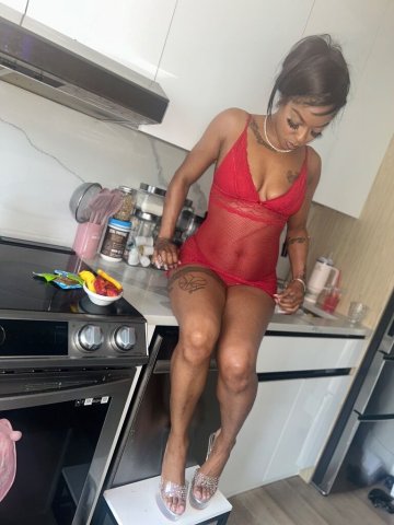 Washington D.C. Pretty Brown Escort — Back Rubs, Massages & Fetish Sessions - 1