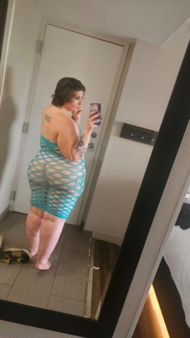 Melissa — All-Natural THICK & Curvy BBW Comedian with Charisma (Miami) - 1