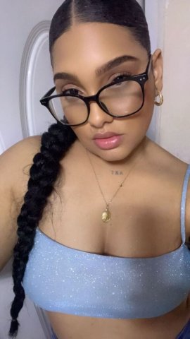Richmond, Indiana Female Escort — Appointment on FaceTime - 1