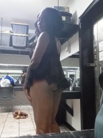 Wilmington Female Escort — Max $80, photo rules - 1