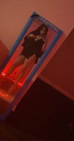 Norfolk Female Escort — Cubana Squirt/Party Girl - 1
