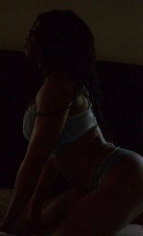 Jayla (Curvy Party Girl) — 24 - 1
