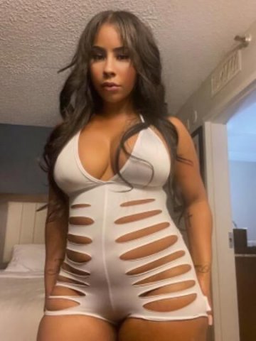 Natural beauty escort in Santa Maria, CA  (26) - 1