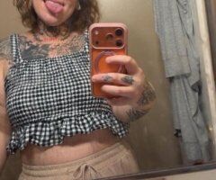 Chicago escorts - Chicago, IL D!ck Rating — Text Me for Online/Incall Session