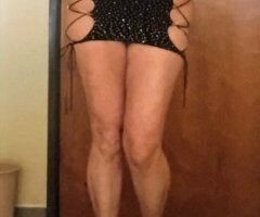 Phoenix, AZ Mature MILF Escort (Available Now) - Image 4
