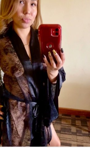 Billings Female Escort — Petite Indigenous Bombshell for Dinner Dates, Multi-Hrs & Overnights - 1