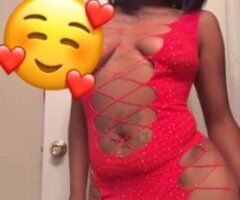 Chicago escorts - Seductive Flirty Female Escort in Chicago for Couples
