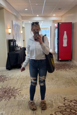 Erie Independent Female Escort — FaceTime/Snapchat Verification - 1