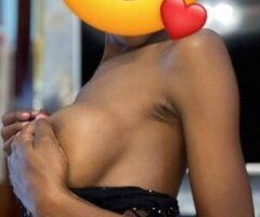 Hudson Valley NY Hot Girl — Moment of Passion - Image 3