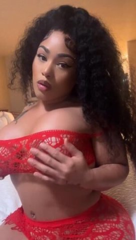 Curvy 5'0 PRETTYFACE, Ready Real & Read — Hampton VA - 1