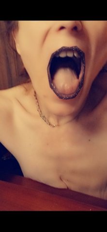 Chicago Area Milfs Escort — Soft Mouth Massage, Blowbang & More - 1
