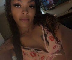 Fargo escorts - Fargo Petite Treat Female Escort — Overnight Dinner Dates