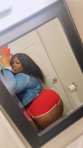 Brooklyn Curves Ahead Female Escort — Two Girl Specials, Thick & Voluptuous - 1