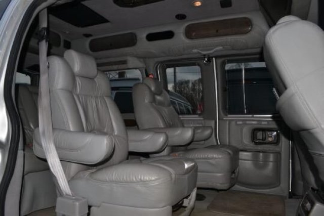 Portsmouth Female Escort — Mobile pickup or outcalls, Bangbus; in-person meet & online chat - 1