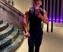Palm Springs escorts - HotLatinBoy