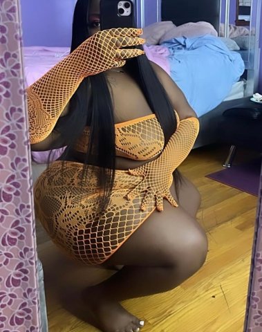 BBW Massage Therapist with Slow Sensual Touch — 2 Nights Only - 1