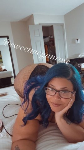 Reno BBW Female Escort — Elegant dinner companion & private escape - 1