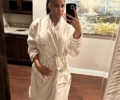 Pretty Luxury Female Escort — Video Chat Ready (Snapchat catwith9livess) - Image 4