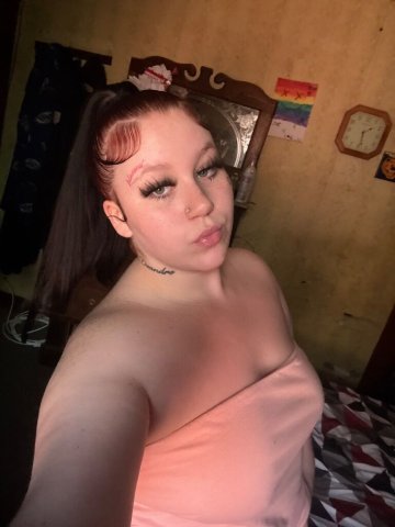 St. Louis Female Escort — Incalls & Cardates, FaceTime, $100 car dates - 1
