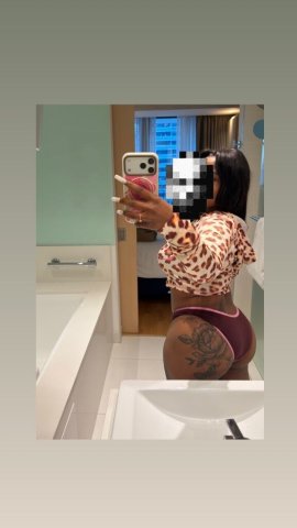 Chicago Female Escort — FaceTime Verification & Thick Build - 1