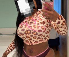 Chicago Female Escort — FaceTime Verification & Thick Build - Image 2