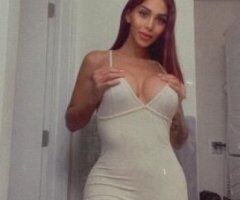 Ft Wayne IN Female Escort — 5'9" model, 34DD - Image 4