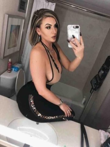 Fort Myers FL MILF Escort — Soft Big Ass & Titties - 1