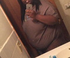 Chicago escorts - Incall & Early Bird Throat Services in Chicago Heights, IL