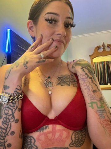 Bombshell Beauty — Lily (Rochester) ready to play - 1