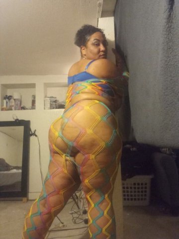 Stockton Female Escort — Incall & Outcall Sessions - 1