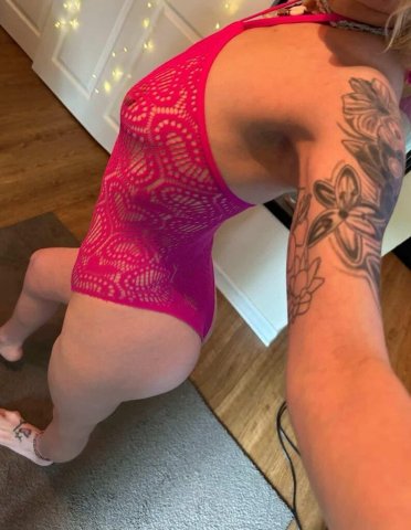 Valdosta, GA Female Escort — adult content subscription and verified page - 1