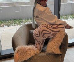 Detroit escorts - Detroit MI QV & HHR Special — In-Call/Outcall Tight Hole