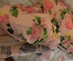 Sky Flossy — Blonde German Brat, 2 Girls, Overnights & Multi Hours - Image 7