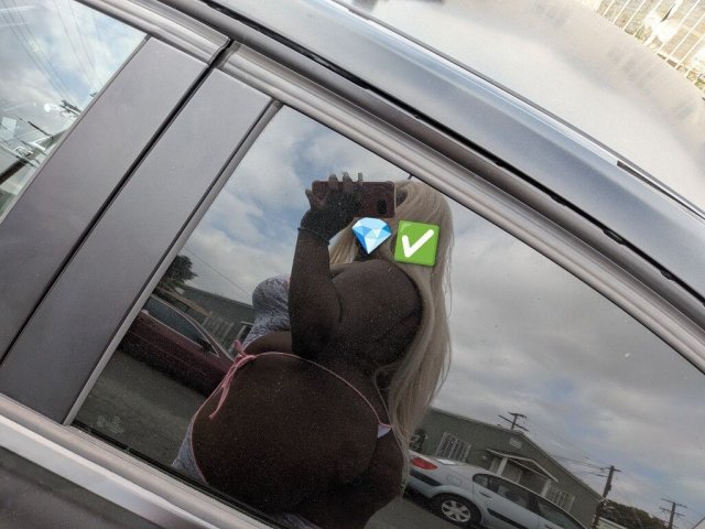 Thick, naturally curvy Santa Ana Female Escort - 1