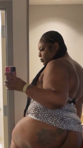 Madison WI Curvy Female Escort — In-Call Only - 1