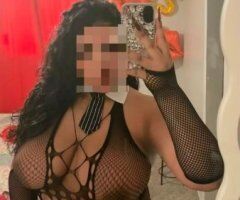 Chica latina en lencería y tacones — baile exótico y fetiche - Image 4