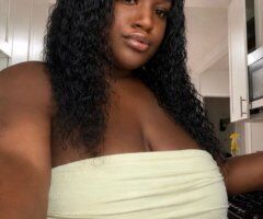 Zahira, 21 — Los Angeles Girlfriend Next Door - Image 3