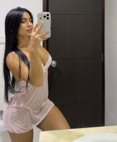 Spokane Female Escort — Elegant Latina, Affectionate & Relaxed Encounters - 1